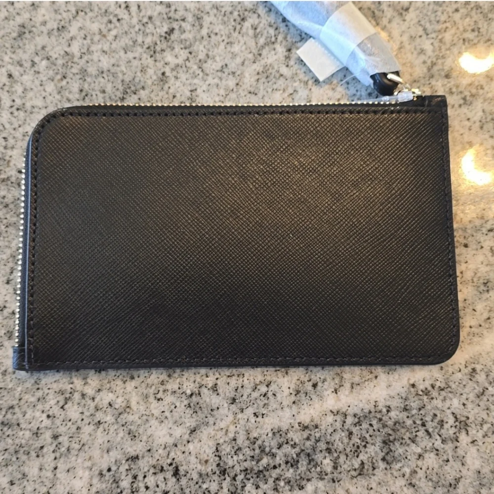 Kate Spade Small L-zip Wristlet in Black Saffiano Leather